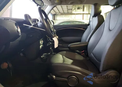 2010 Mini Cooper Clubman z USA, uszkodzony, nr VIN WMWML3C58ATX39356